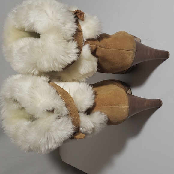 COLIN STUART TAN ANKLE BOOTS, Size 9 - Picture 10 of 10